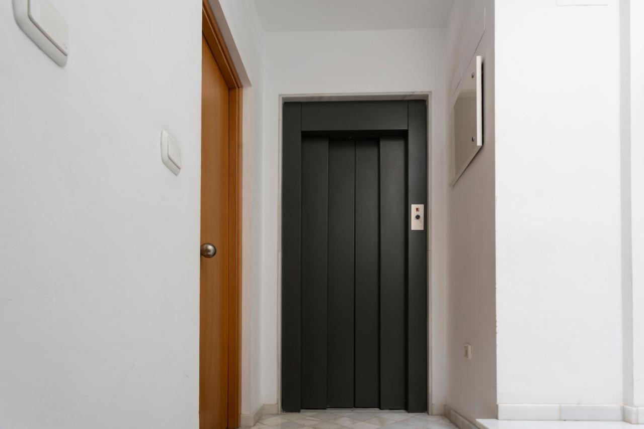 Metropol Sevilla Urban Экстерьер фото